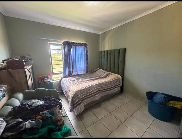 2 BEDROOM APARTMENT FOR SALE IN ELANDSPOORT
